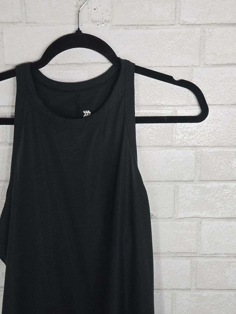 all in motion black athletic tank - Picture 4 of 10